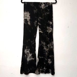 Tie-Dye Flare Yoga Pants